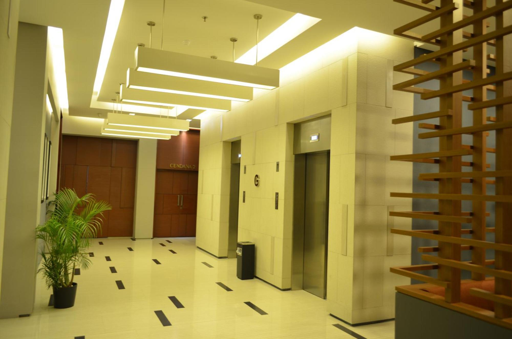 Kyriad Hotel Airport Jakarta Tangerang Exterior photo