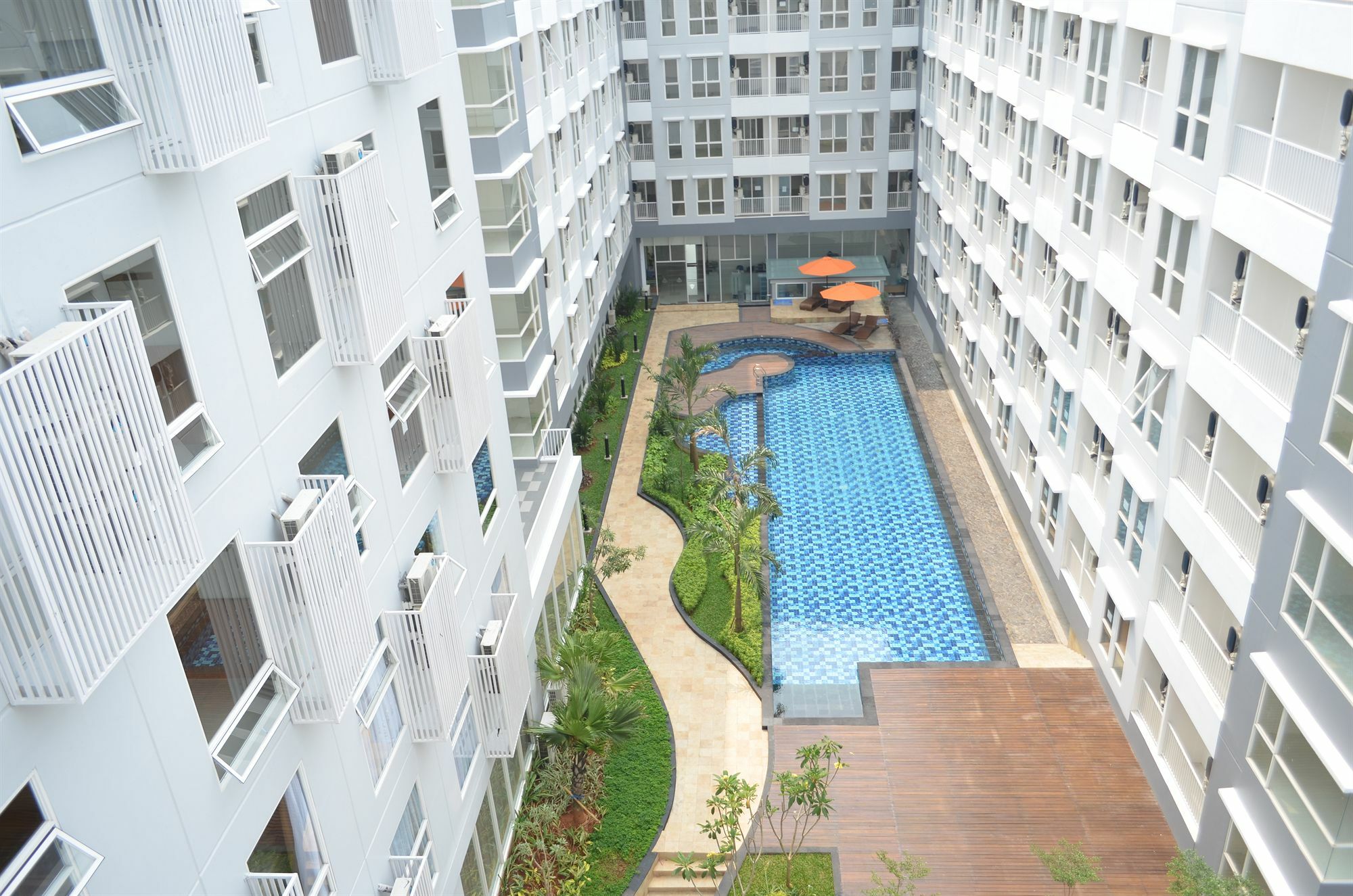 Kyriad Hotel Airport Jakarta Tangerang Exterior photo